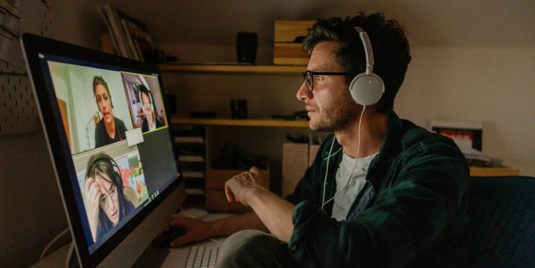 Turn the spotlight on your internal comms